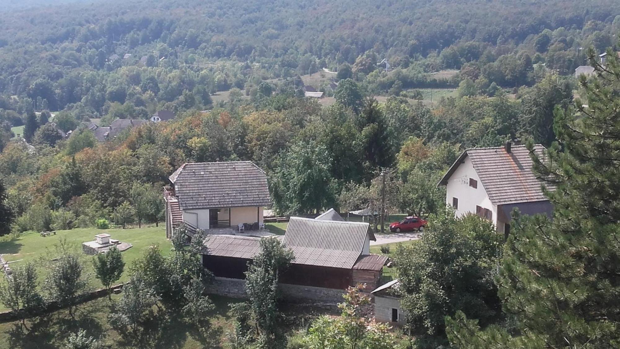 Guesthouse Loncar Plitvicka Jezera Luaran gambar