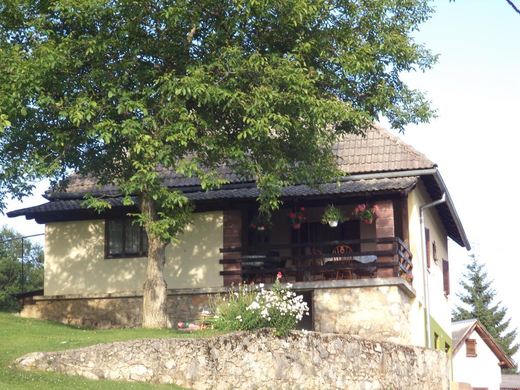Guesthouse Loncar Plitvicka Jezera Luaran gambar