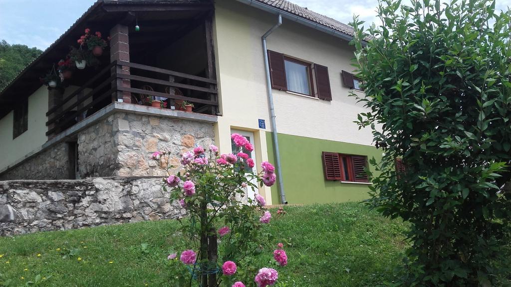 Guesthouse Loncar Plitvicka Jezera Luaran gambar